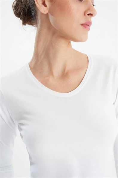 ERDEM İÇ GİYİM Erdem Beyaz V Yaka Tişört 2332 ürün görseli