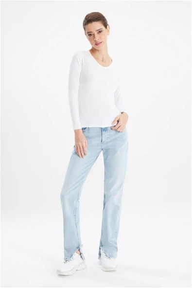 ERDEM İÇ GİYİM Erdem Beyaz V Yaka Tişört 2332 - Resim 3