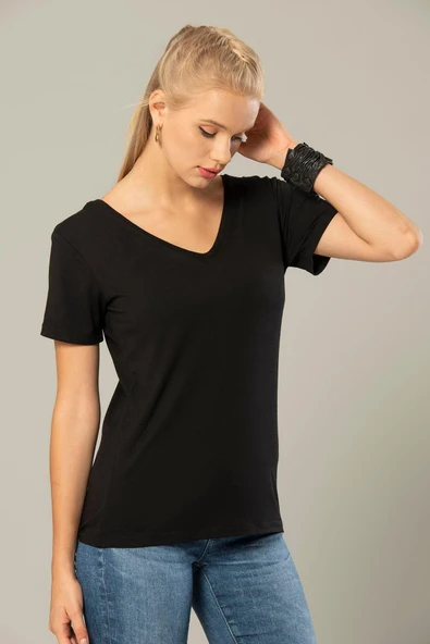 Weweus Siyah Kadın Viskon Ön Ve Arka V-yaka Tişört 237 ürün görseli