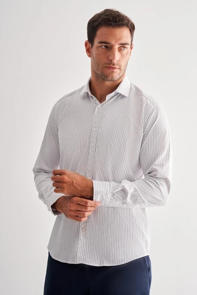 Beyaz Yarım İtalyan Yaka Uzun Kol Cepsiz Slim Fit Cls Gömlek 1004255174 - Resim 2