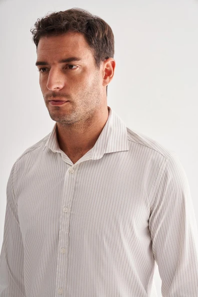 Beyaz Yarım İtalyan Yaka Uzun Kol Cepsiz Slim Fit Cls Gömlek 1004255174 - Resim 4