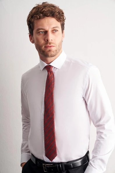 Beyaz Yarım İtalyan Yaka Uzun Kol Easy To Iron Slim Fit Pamuklu Gömlek 1004255301 ürün görseli