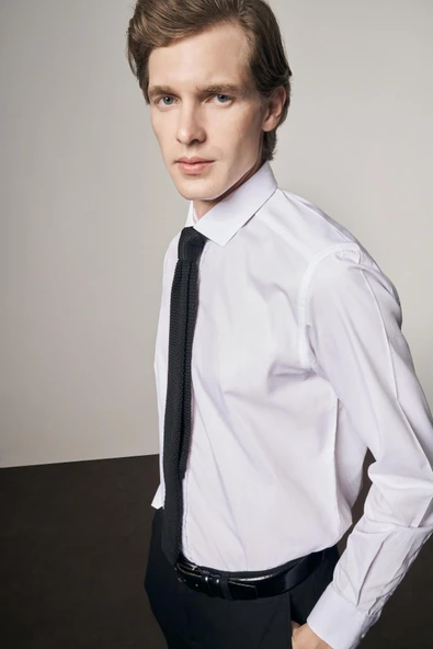 Beyaz Yarım İtalyan Yaka Uzun Kol Easy To Iron Slim Fit Pamuklu Gömlek 1004255301 - Resim 4