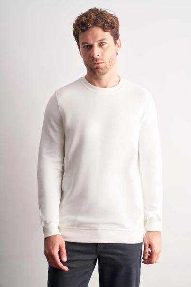 Krem Uzun Kol Bisiklet Yaka Düz Pamuklu Comfort Fit Sweatshirt 1013255150 ürün görseli
