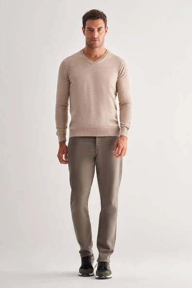 Açık Bej V Yaka Uzun Kol Cepsiz Comfort Fit Classic Yünlü Triko Kazak 1012255002 - 2