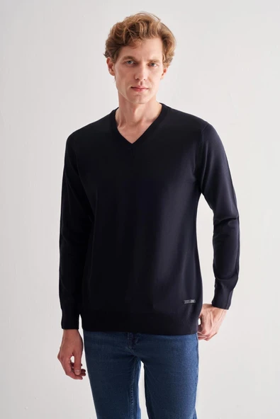 Koyu Lacivert V Yaka Uzun Kol Cepsiz Comfort Fit Classic Yünlü Triko Kazak 1012255002