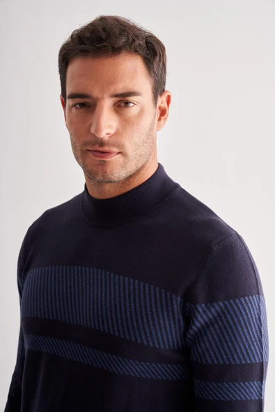 Koyu Lacivert Yarım Balıkçı Yaka Uzun Kol Cepsiz Comfort Fit Pamuklu Triko Kazak 1012255213 - Resim 4