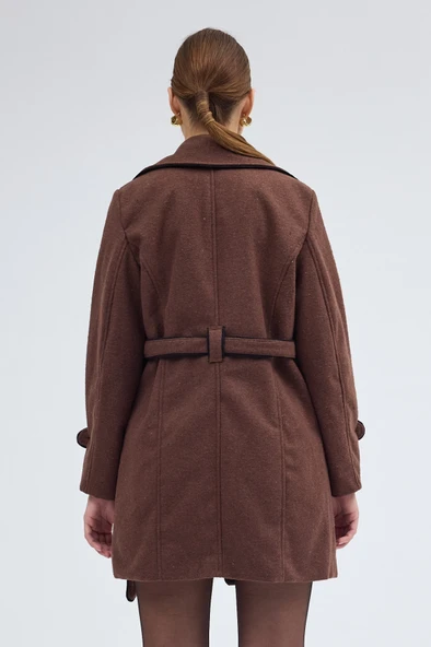 Kaşe Kadın Şık Yaka Kaban ve Kemer - Resim 4