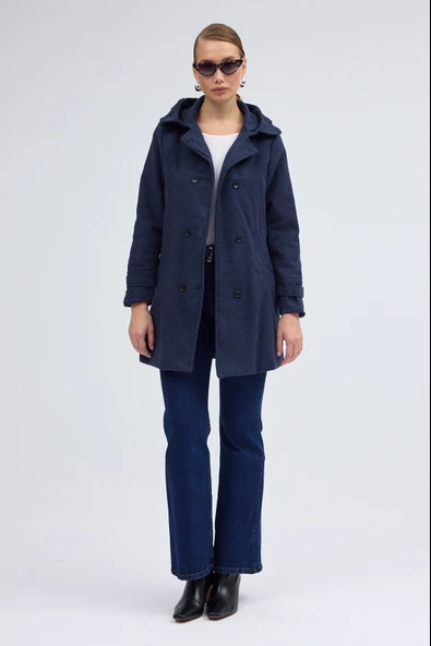 Yaka Detaylı Büyük Düğmeli Kaşe Kaban - Resim 4