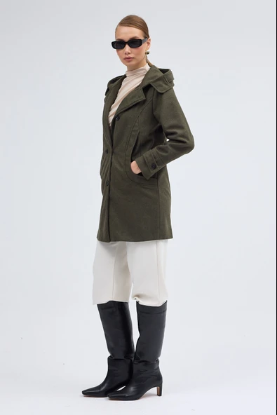 Yaka Detaylı Büyük Düğmeli Kaşe Kaban - Resim 5