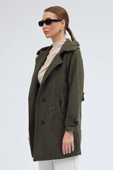 Yaka Detaylı Büyük Düğmeli Kaşe Kaban - Resim 2