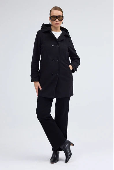 Yaka Detaylı Büyük Düğmeli Kaşe Kaban - 8