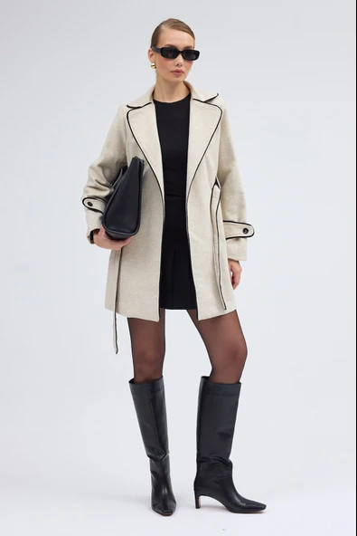 Kaşe Kadın Şık Yaka Kaban ve Kemer ürün görseli 1