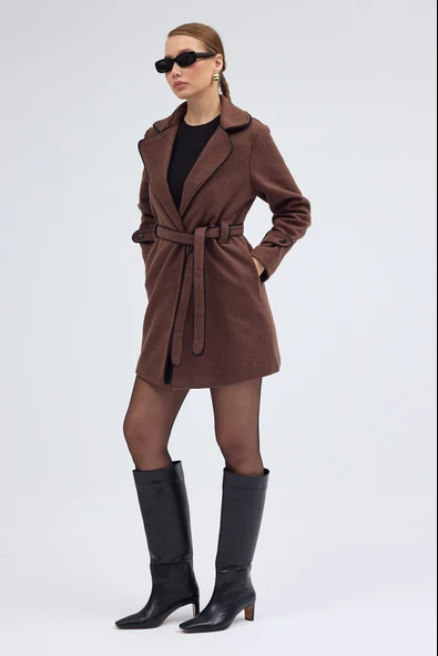 Kaşe Kadın Şık Yaka Kaban ve Kemer ürün görseli 1