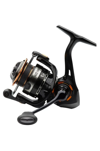 Savage Gear SG8 4000 FD Spin Olta Makinesi 11BB 5.2:1 - Resim 4