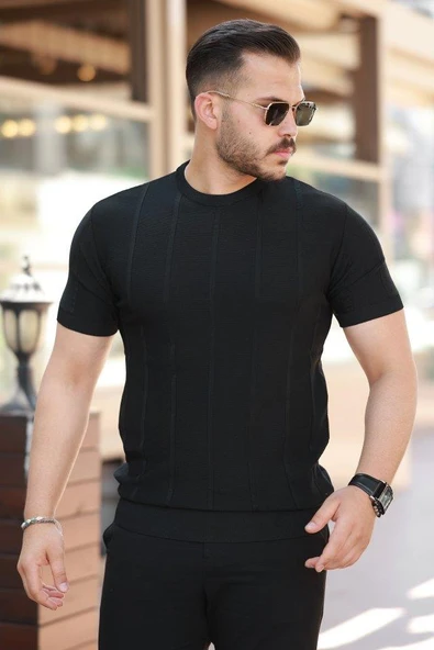 Erkek Desenli çizgi Kabartmalı Kısa Kollu Tişört ürün görseli