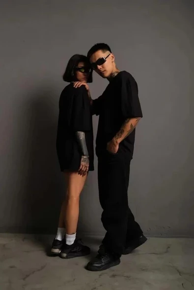 Erkek 24/1 Düz A Kalite Oversize T-shirt - Siyah - Resim 3