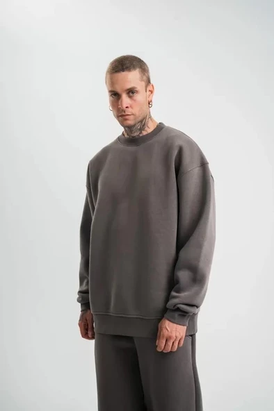 Uzun Kol Bisiklet Yaka Basic SweatShirt - Füme ürün görseli
