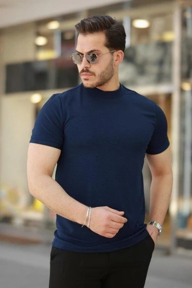 Erkek Ince çizgi Dokulu Kısa Kollu Tişört ürün görseli