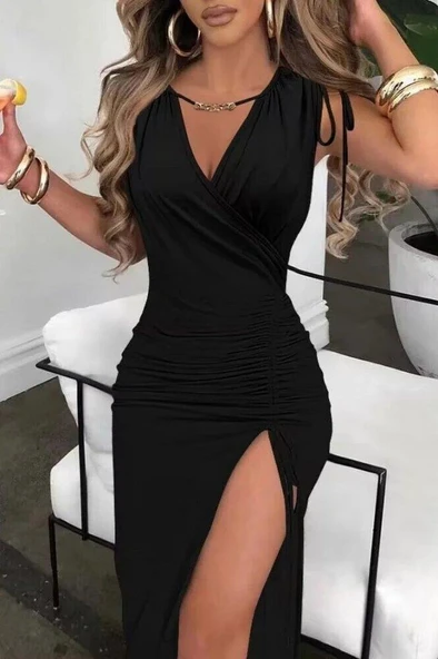 Kadın Sıfır Kollu V Yakalı Yırtmaç Detaylı Beli Büzgülü Omuzdan Bağcıklı Sandy Maxi Elbise ürün görseli