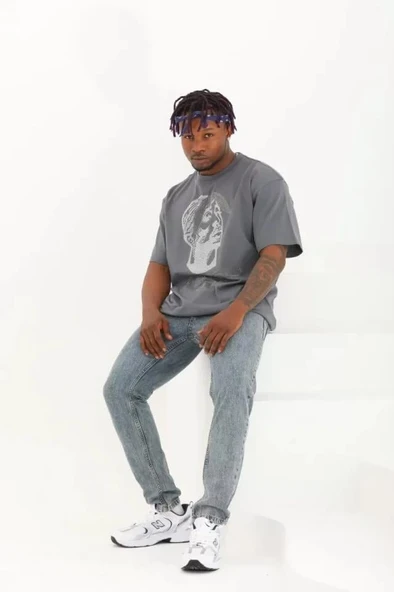 Unisex Oversize Taşlı Bisiklet Yaka T-Shirt - Füme - Resim 4