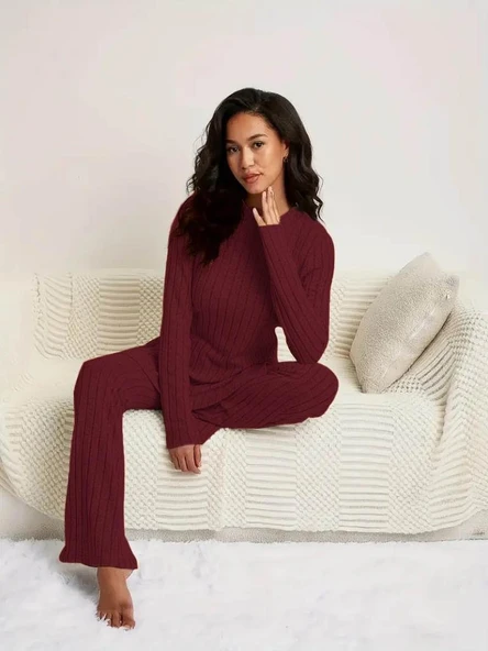 Kadın Uzun Kollu Yuvarlak Yaka Yandan Yırtmaç Detaylı şardonlu Kaşkorse Bluz Ve Pantolon Ikili Takım ürün görseli