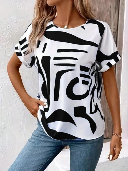 Kadın Kısa Kollu Yuvarlak Yaka Desenli Süprem Bluz ürün görseli