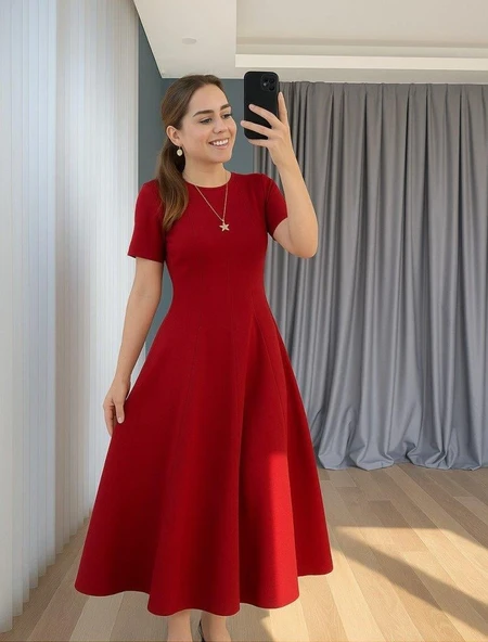 Kadın Kısa Kollu Bisiklet Yaka Maksi Boy Ithal Krep Elbise ürün görseli