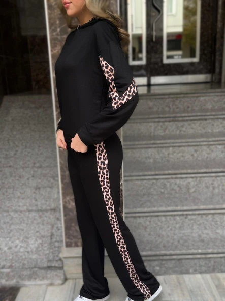 Kadın Kapüşonlu Leopar Detay Sweat Ve Yüksek Bel Yanları Leopar şeritli Bol Paça Pantolon Ikili Takım - Resim 4