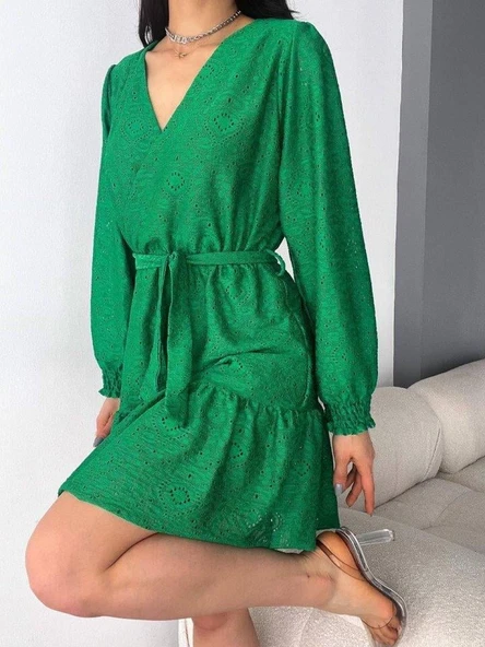 Kadın Fırsat ürünü Kruvaze Yaka Güpürlü Mini Elbise - Resim 3