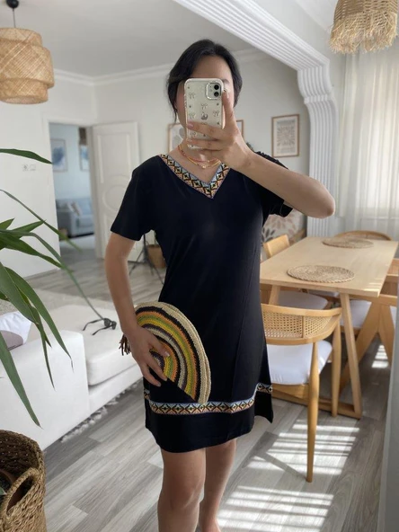 Kadın Kısa Kollu V Yakalı Etnik Desen şerit Detaylı Viskon Elbise - Resim 4