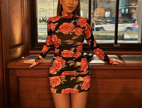 Kadın Balıkçı Yaka Gül Baskılı Fırsat ürün Mini Elbise ürün görseli