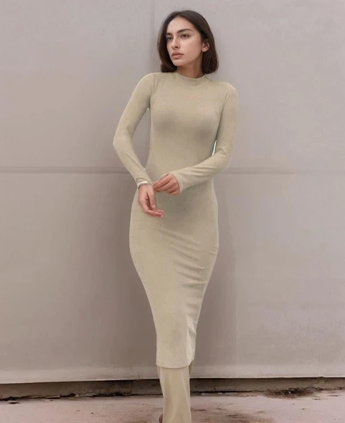 Kadın Yarım Balıkçı Yaka Süet Kumaş Fırsat ürün Midi Boy Elbise ürün görseli