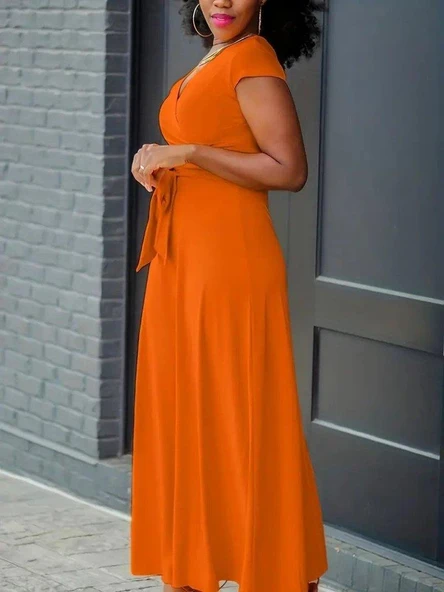 Kadın Kısa Kollu V Yakalı Belden Kuşaklı Maksi Boy Viskon Elbise - Resim 3