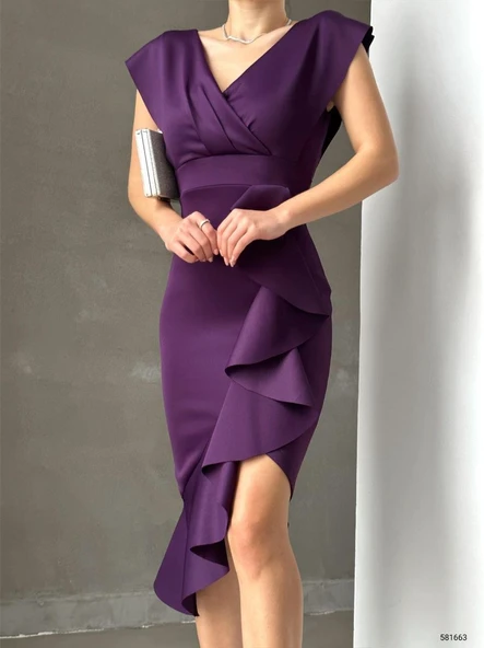 Scuba Kumaş Önü Fırfırlı Midi Boy Elbise ürün görseli