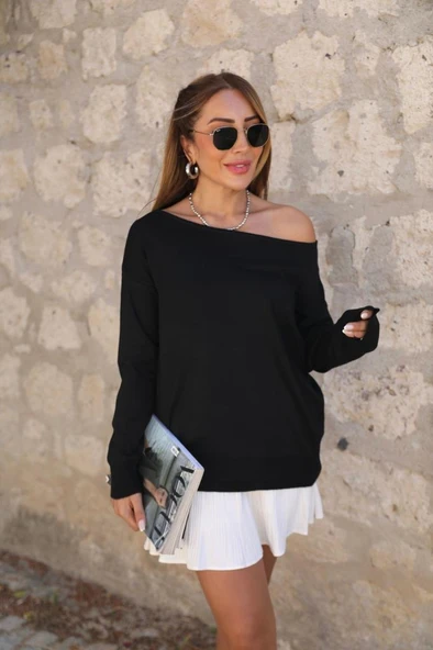 Kadın Uzun Kollu Tek Omuzu Açık Akrilik Bluz - Resim 3