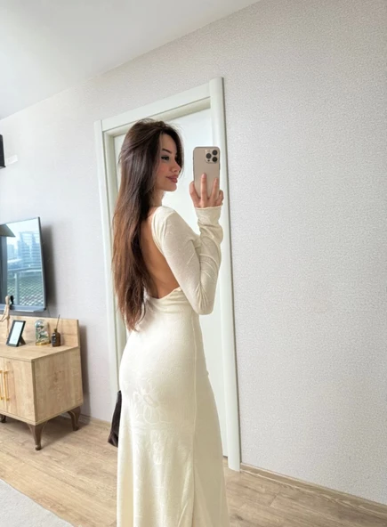 Sırt Dekolteli Uzun Kollu Elbise - Kırık Beyaz - Resim 2