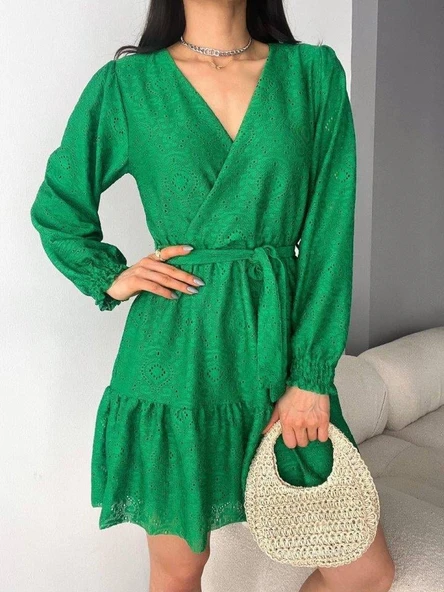 Kadın Fırsat ürünü Kruvaze Yaka Güpürlü Mini Elbise ürün görseli