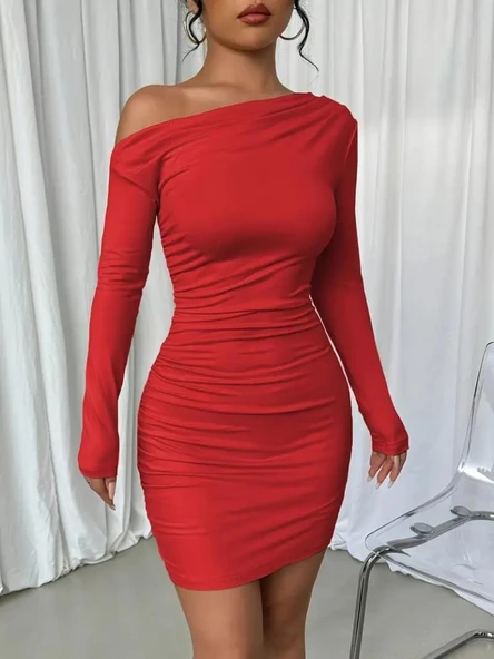 Kadın Uzun Kollu Tek Omuzu Açık Yanlardan Büzgülü Kısa Sandy Elbise - Resim 4