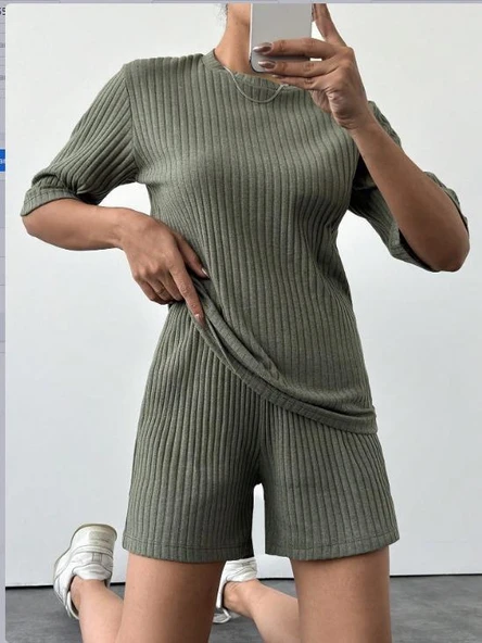 Kadın Kısa Kollu Bisiklet Yaka Kaşkorse Bluz şort Ikili Takım - Resim 2