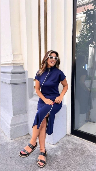 Kadın Kısa Kollu Yakadan Ve Etekten Fermuarlı Midi Viskon Iki Iplik Elbise - Resim 2