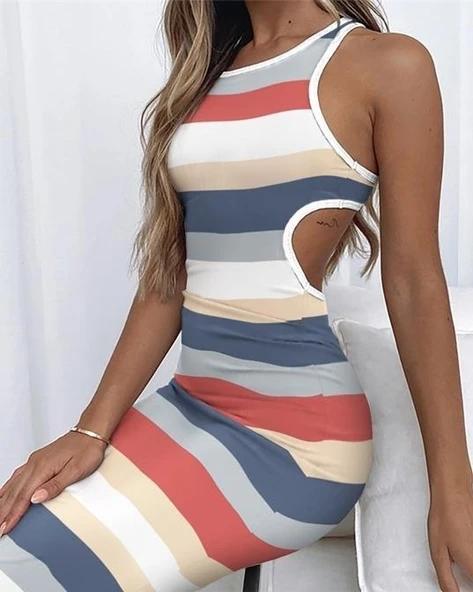 Kadın Kolsuz Bel Dekolte Detay şerit Desenli Pegasus Kumaş Elbise ürün görseli