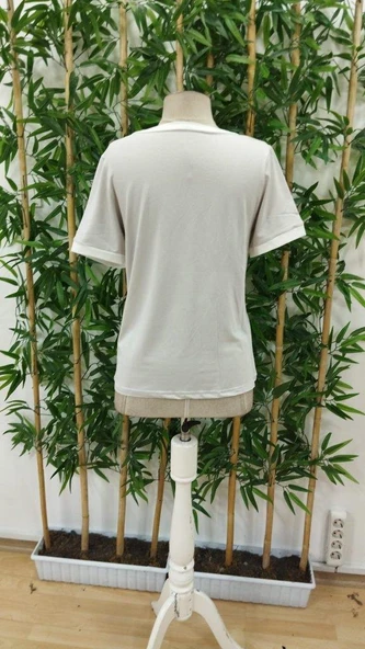 Kadın Kısa Kollu V Yakalı Viskon Bluz - Resim 6