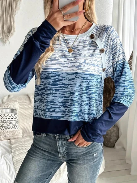 Kadın Uzun Kollu Yuvarlak Yaka Baskılı Düğme Detay Süprem Bluz ürün görseli