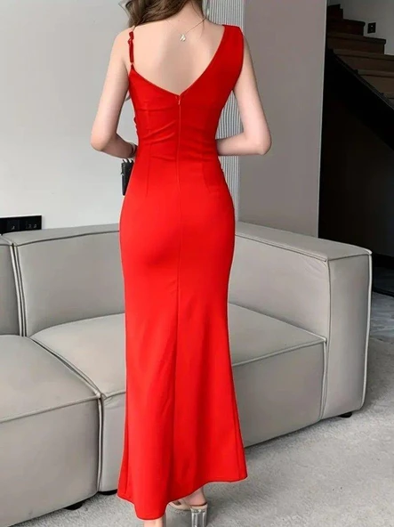 Kadın Ip Zincir Askılı Kruvaze Yakalı önden Fırfırlı Yırtmaçlı Janjan Krep Elbise - Resim 4