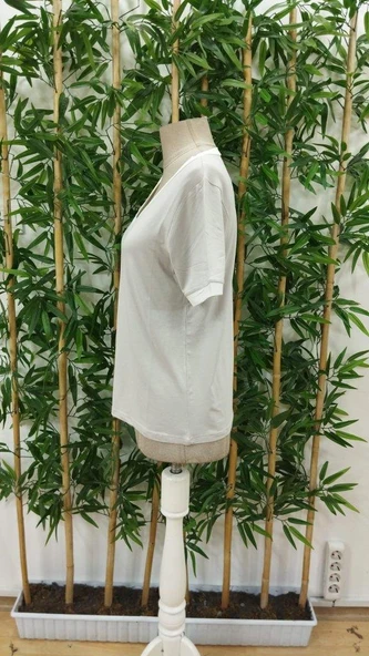 Kadın Kısa Kollu V Yakalı Viskon Bluz - Resim 5