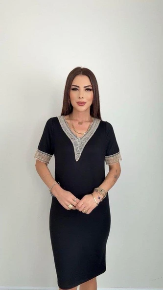 Kadın V Yaka Güpürlü İki İplik Elbise ürün görseli