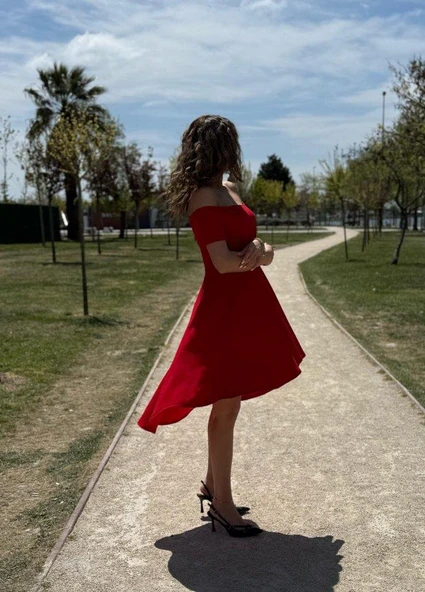 Kadın Kısa Kollu Madonna Yaka önü Kısa Arkası Uzun Ithal Krep Elbise - Resim 5