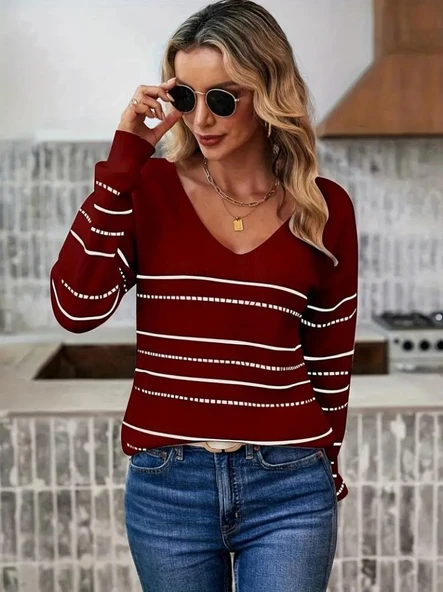 Kadın Uzun Kollu Derin V Yakalı çizgi Desenli Triko Bluz ürün görseli