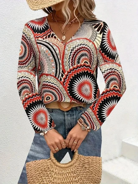 Kadın Uzun Kollu V Yakalı Desenli Süprem Bluz ürün görseli